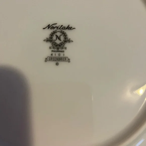 Noritake Greenbrier Porcelain Floral Bread Plates White Green Set of Four - Picture 4 of 6